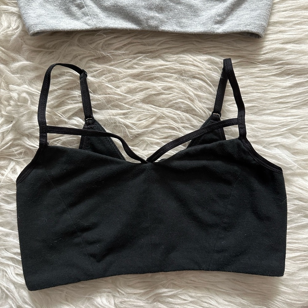 Victoria’s Secret Lounge/ Bralette Bundle in Gray and Black - Picture 3 of 16